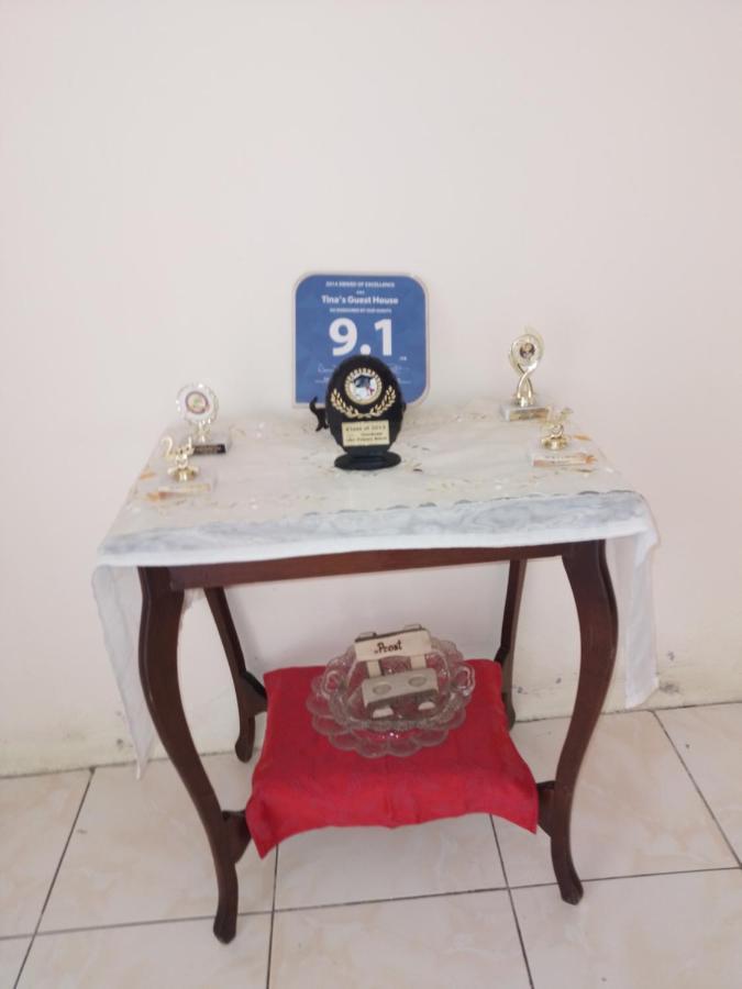 Tina's Guest House Ocho Ríos Extérieur photo